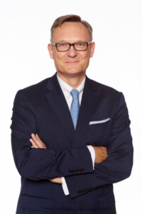 Dirk Auerbach, Ernst & Young Wirtschaftsprüfungsgesellschaft