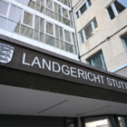 Das Landgericht Stuttgart. Die Insolvenz des Küchenherstellers Alno hat einst bundesweit für Schlagzeilen gesorgt. Nun müssen sich ab Montag, 13.01.2025 zwei ehemalige Vorstandsmitglieder wegen des Verdachts der Insolvenzverschleppung und Untreue vor einer Wirtschaftsstrafkammer vor dem Stuttgarter Landgericht verantworten. Einem dritten Angeklagten wird Beihilfe zur Untreue vorgeworfen.